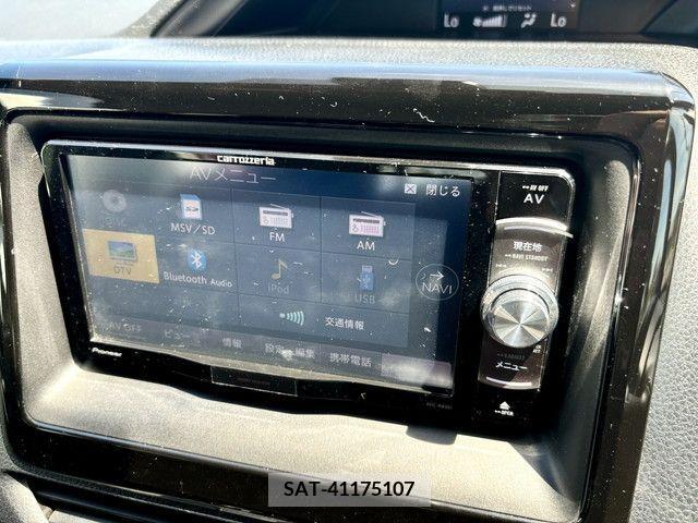 Toyota NOAH 2018-05 331332-24