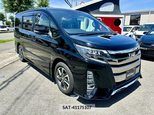 Toyota NOAH 2018-05 331332-2