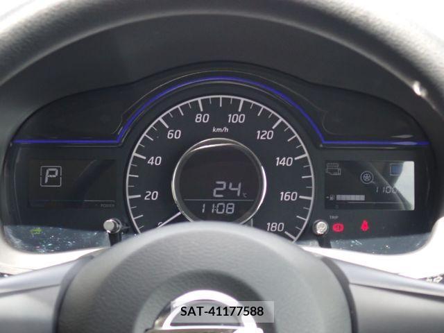 Nissan NOTE 2020-11 372361-4