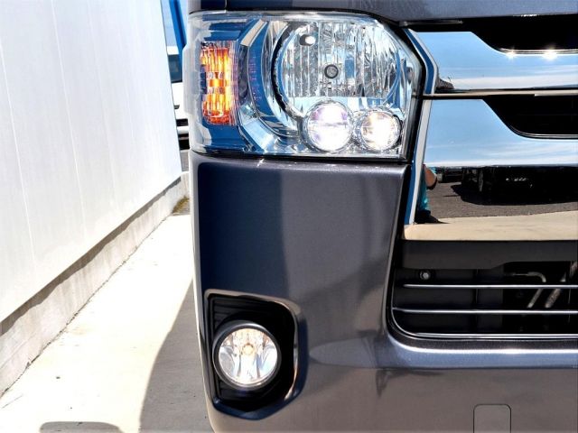 Toyota HIACE VAN 2015-01 4985-8