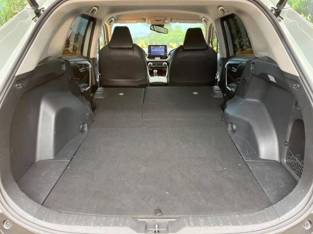 Toyota RAV4 2020-12 187899-10