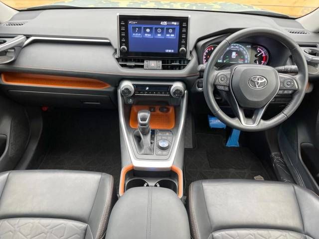Toyota RAV4 2020-12 187899-1
