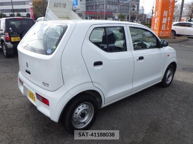 Suzuki ALTO 2017-02 239252-1