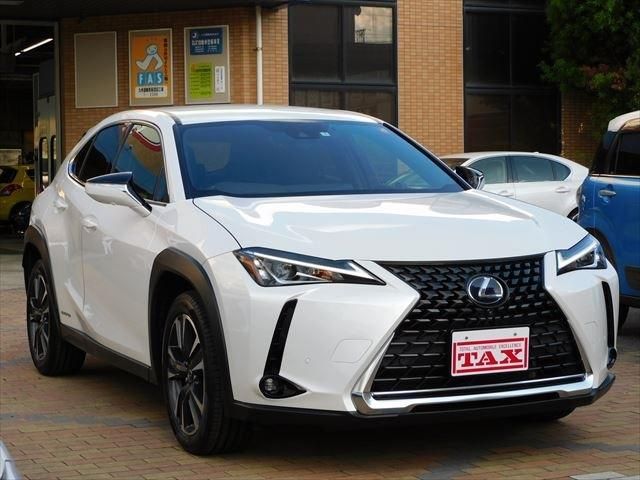 Lexus UX 2019-01 20181-1