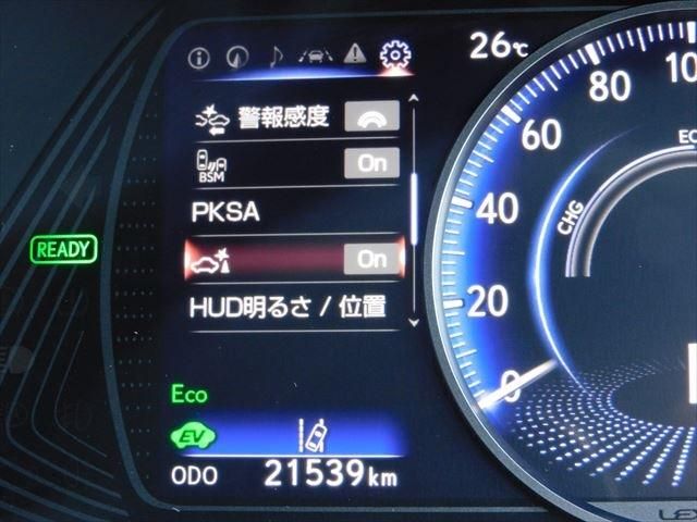 Lexus UX 2019-01 20181-27