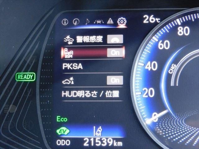 Lexus UX 2019-01 20181-28