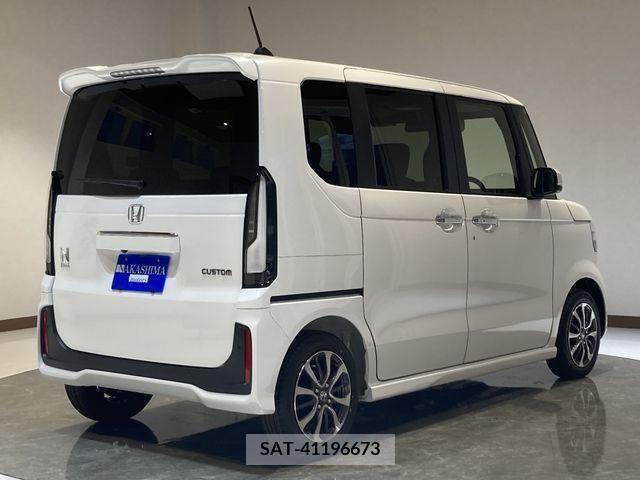 Honda N BOX CUSTOM 2024-02 222248-6