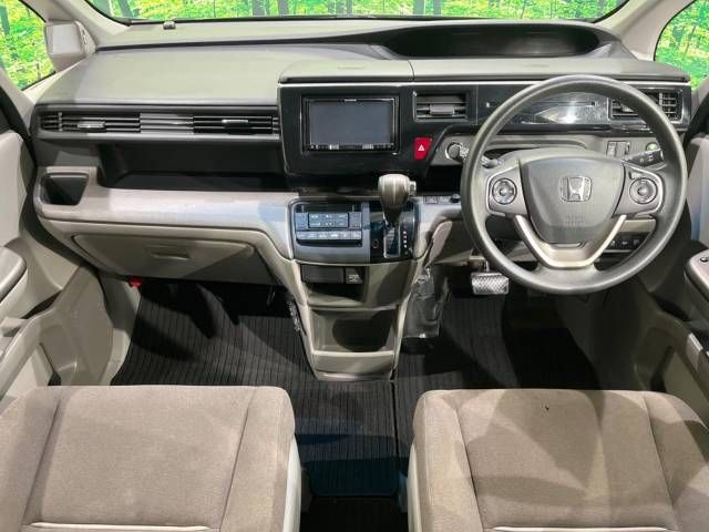 Honda e 2015-07 196049-1