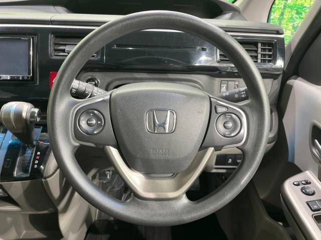 Honda e 2015-07 196049-10