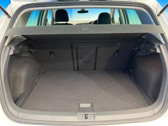 VolksWagen GOLF VARIANT 2019-04 194420-12