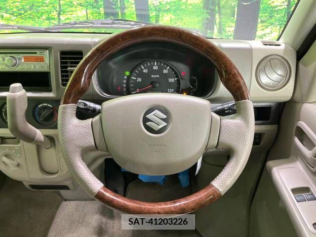Suzuki EVERY 2009-02 337633-11