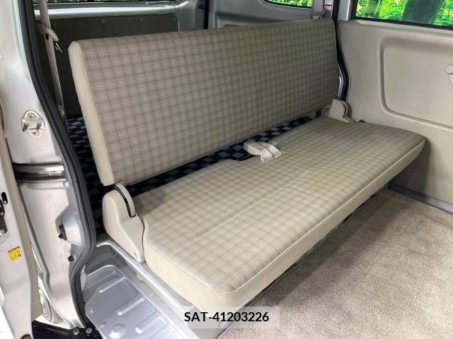 Suzuki EVERY 2009-02 337633-9