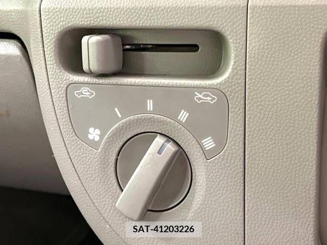 Suzuki EVERY 2009-02 337633-6