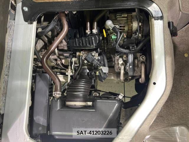 Suzuki EVERY 2009-02 337633-18