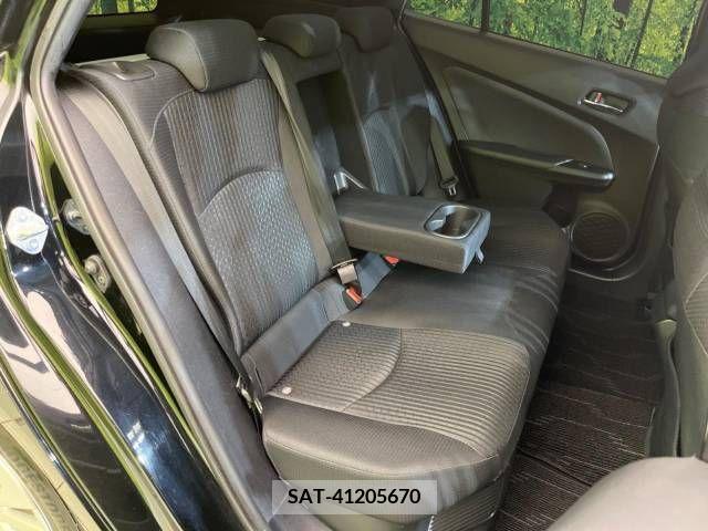 Toyota PRIUS 2018-06 366371-9