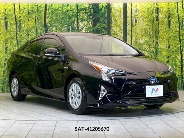 Toyota PRIUS 2018-06 366371-16
