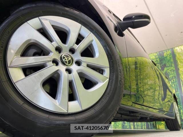 Toyota PRIUS 2018-06 366371-13