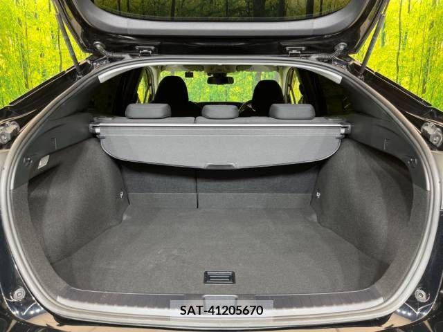 Toyota PRIUS 2018-06 366371-10