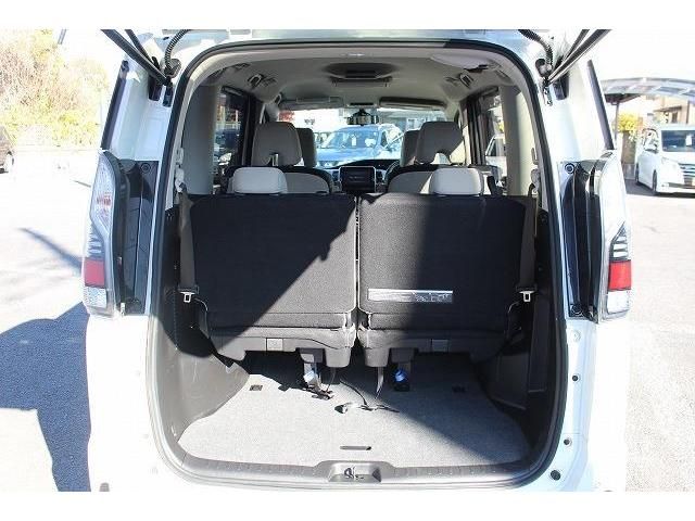 Nissan SERENA 2018-10 191702-16