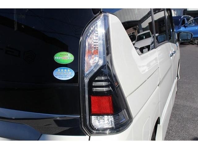 Nissan SERENA 2018-10 191702-10