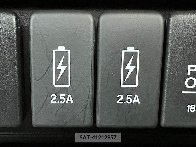 Honda N-ONE 2019-03 279701-11