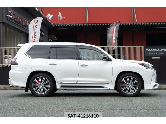 Lexus LX 2016-02 354082-4