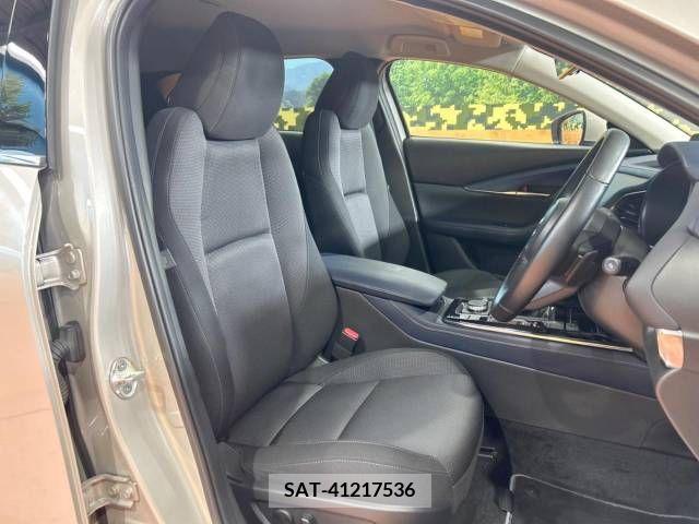 Mazda CX-30 2022-02 331992-8