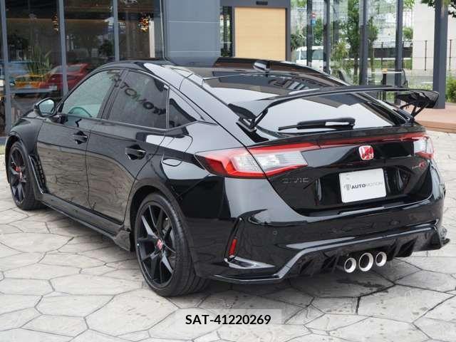 Honda CIVIC 2024-02 264483-10