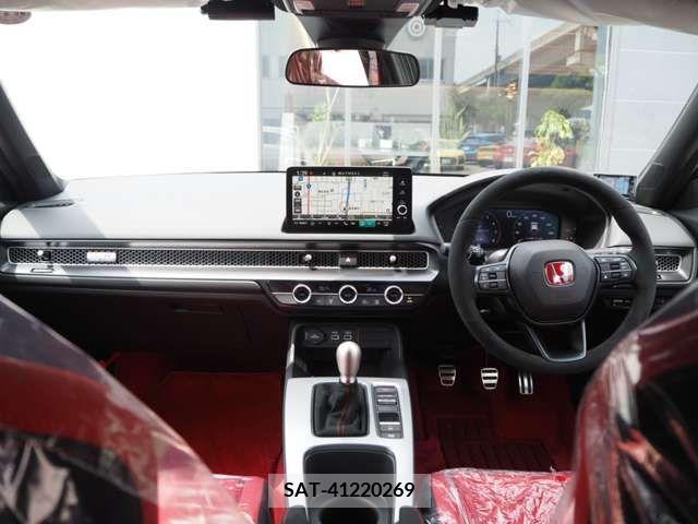 Honda CIVIC 2024-02 264483-4