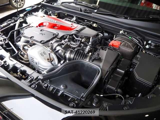 Honda CIVIC 2024-02 264483-18