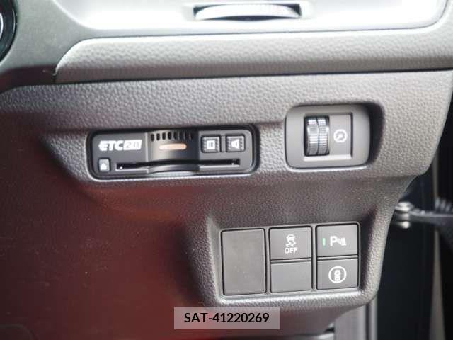 Honda CIVIC 2024-02 264483-14