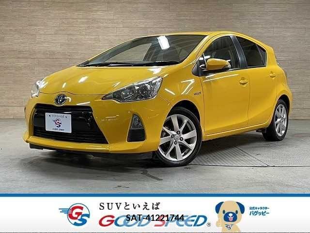 Toyota AQUA 2013-09 292015-0