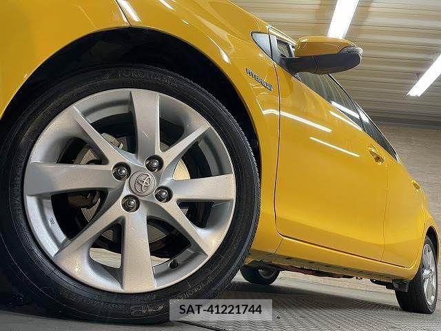 Toyota AQUA 2013-09 292015-10