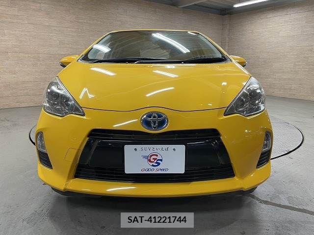 Toyota AQUA 2013-09 292015-15