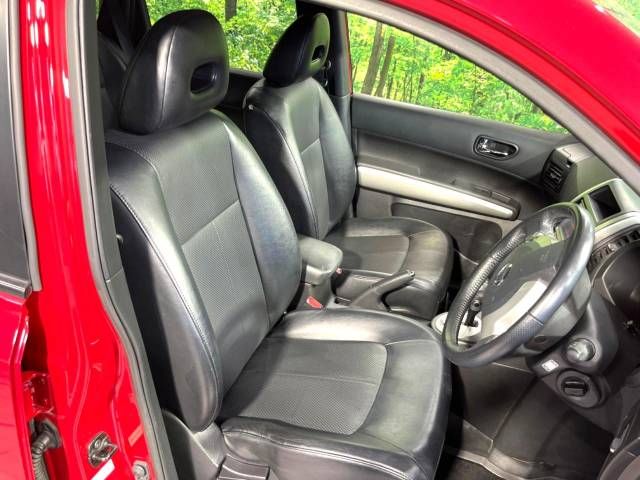 Nissan X-TRAIL 2013-01 6865-8