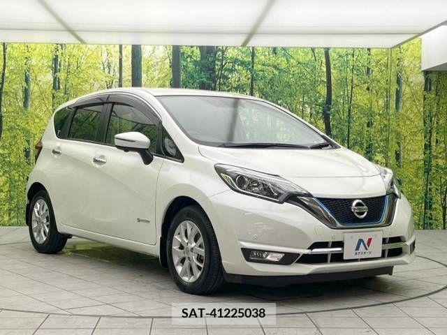 Nissan NOTE 2017-03 279975-16