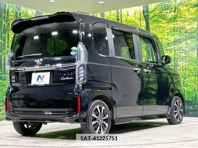 Honda N BOX CUSTOM 2018-12 372643-17