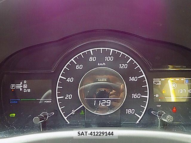 Nissan NOTE 2017-06 392914-7
