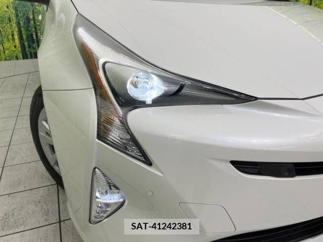 Toyota PRIUS 2018-11 281936-12