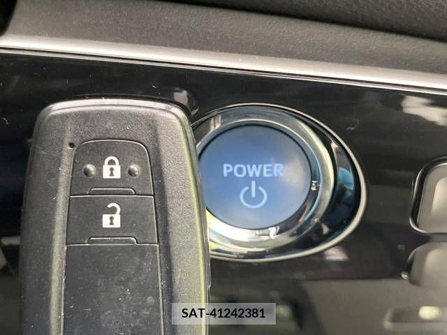 Toyota PRIUS 2018-11 281936-7