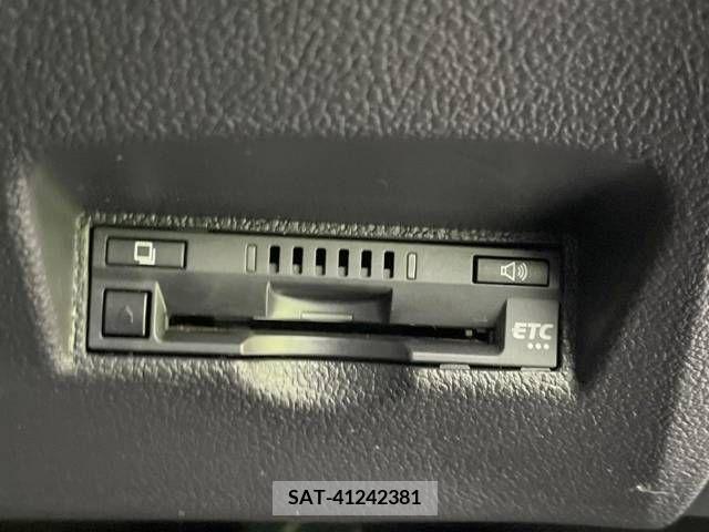 Toyota PRIUS 2018-11 281936-6