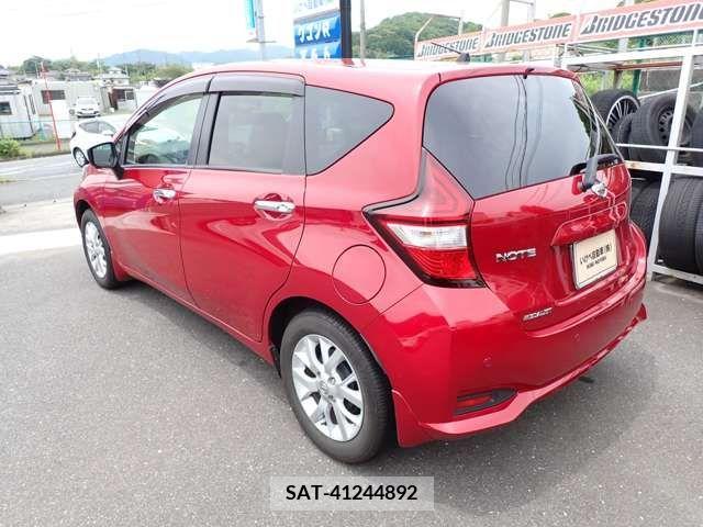 Nissan NOTE 2017-01 302413-5