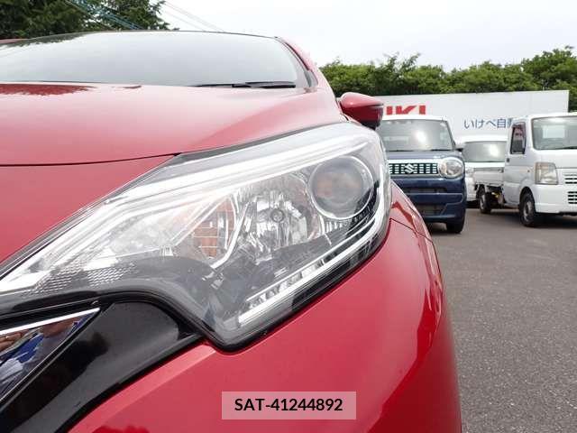 Nissan NOTE 2017-01 302413-8