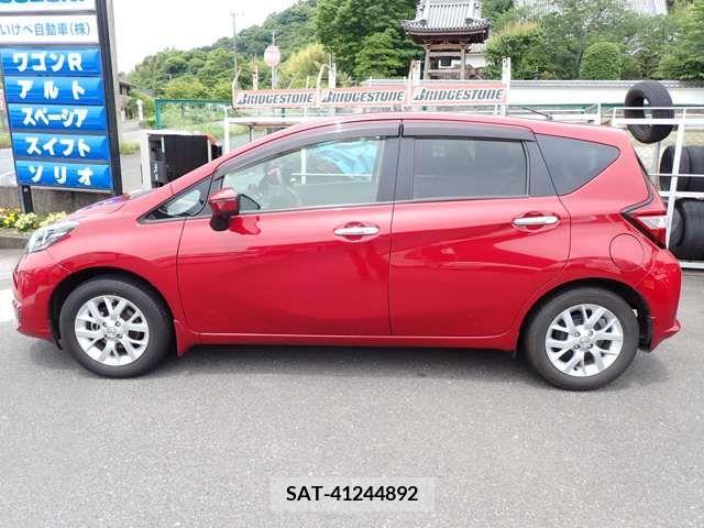 Nissan NOTE 2017-01 302413-6