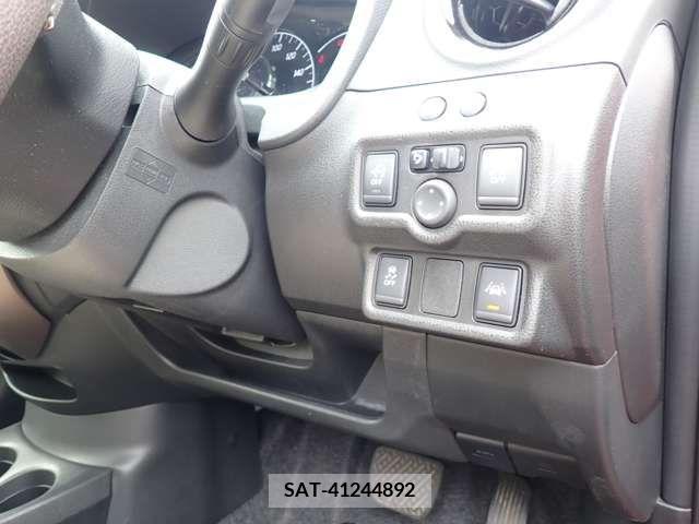 Nissan NOTE 2017-01 302413-15