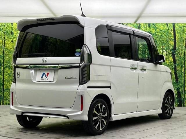 Honda N BOX CUSTOM 2019-02 182163-17