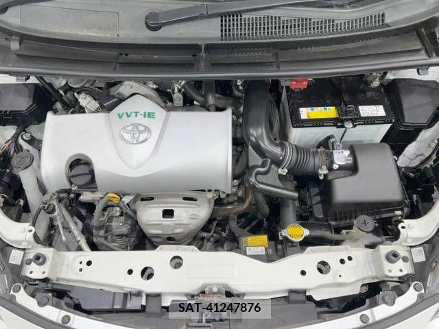 Toyota SIENTA 2015-11 220310-19