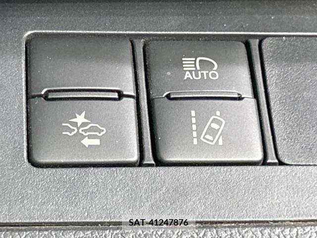 Toyota SIENTA 2015-11 220310-5