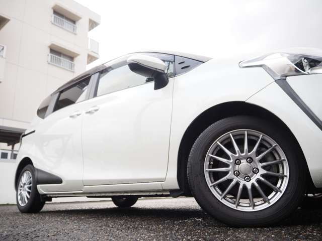 Toyota SIENTA 2015-08 189263-10