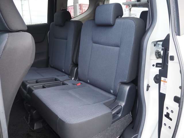 Toyota SIENTA 2015-08 189263-13